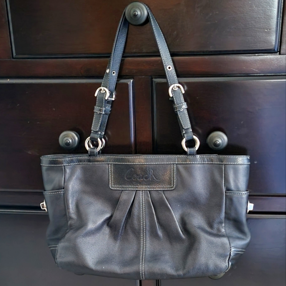 Coach small purse